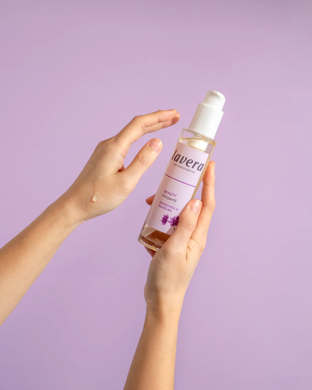Beauty Body Oil in Use