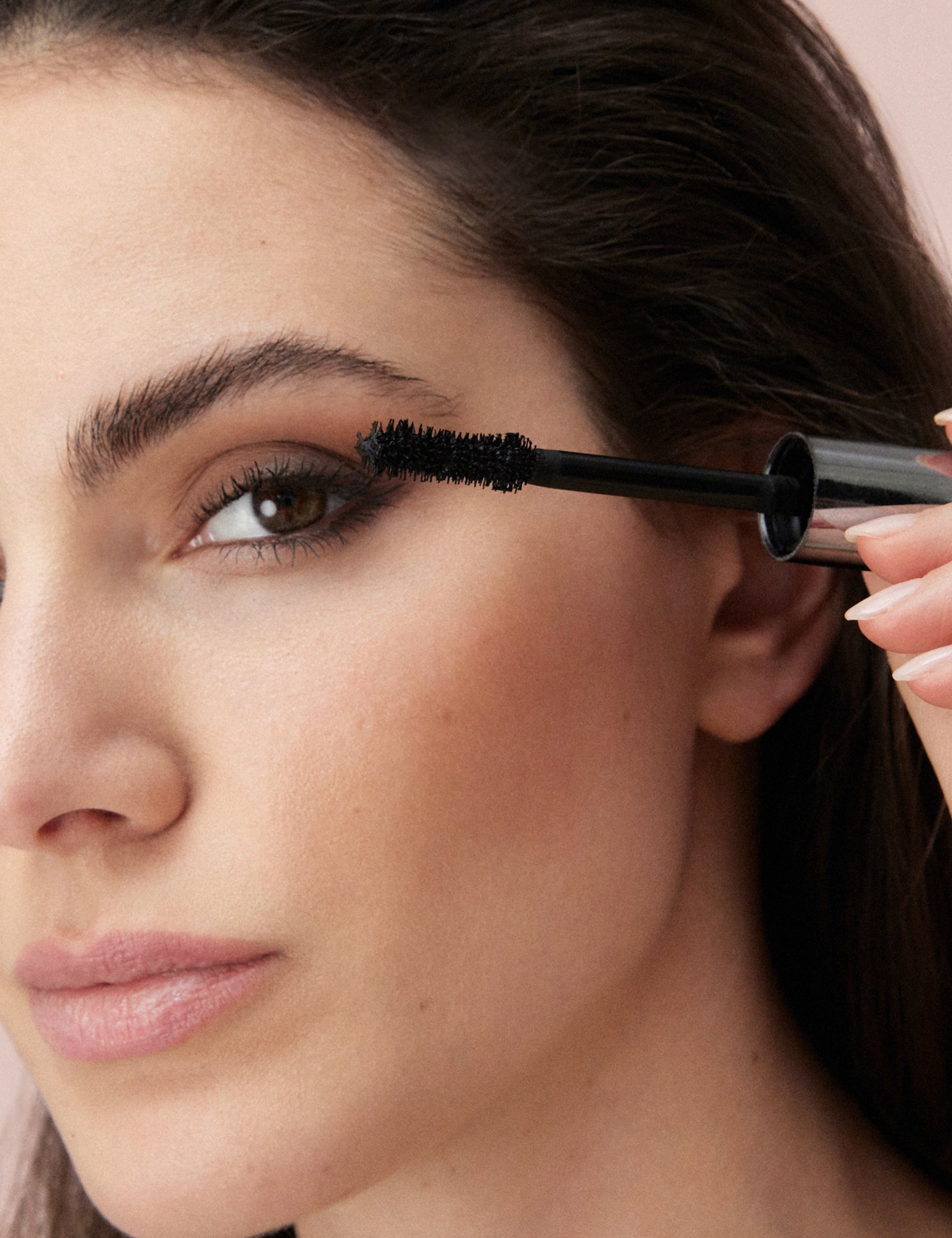 lavera Lash to Impress Mascara -Black- during application