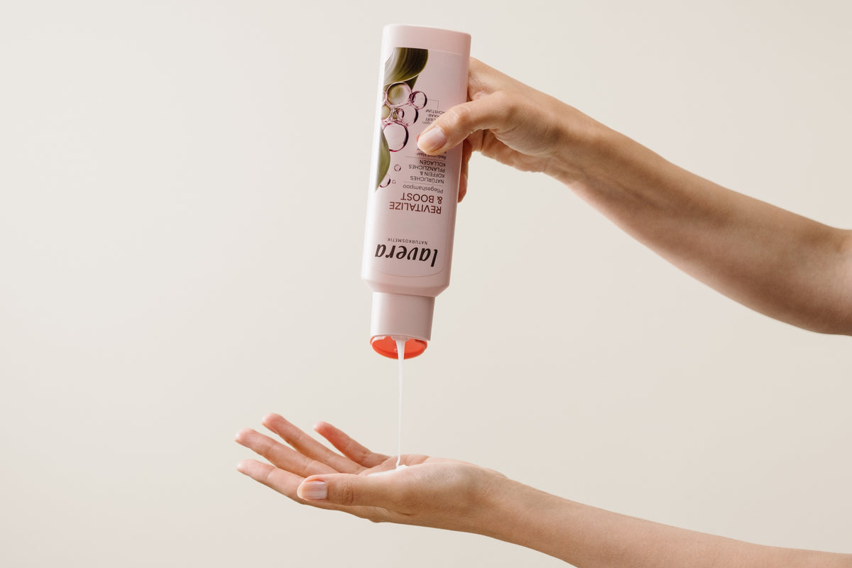 Revitalize & Boost Shampoo in use