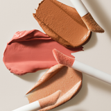 lavera Liquid Glow & Contour -Liquid Blush 02- during application