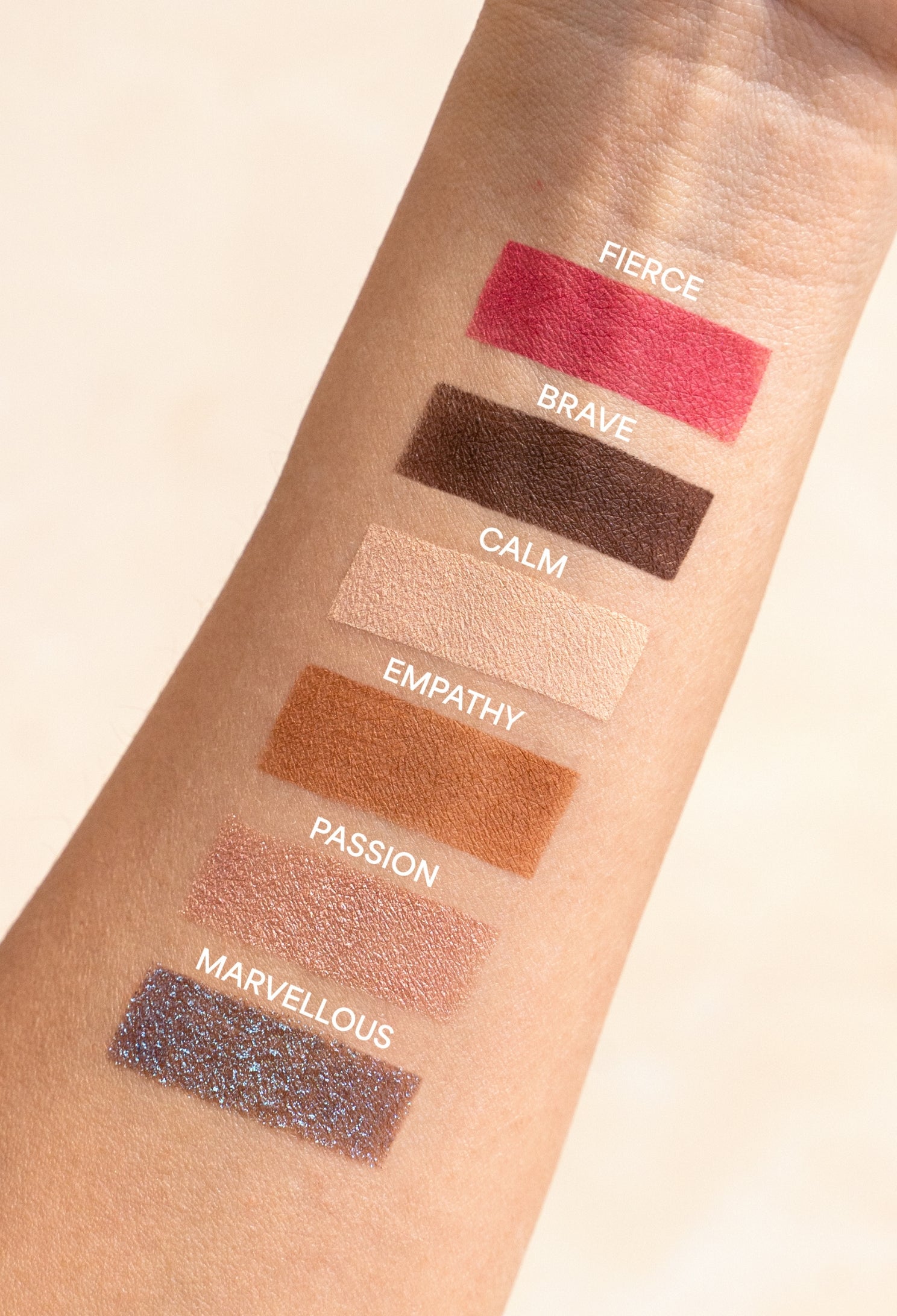 lavera Euphoria Shades during application