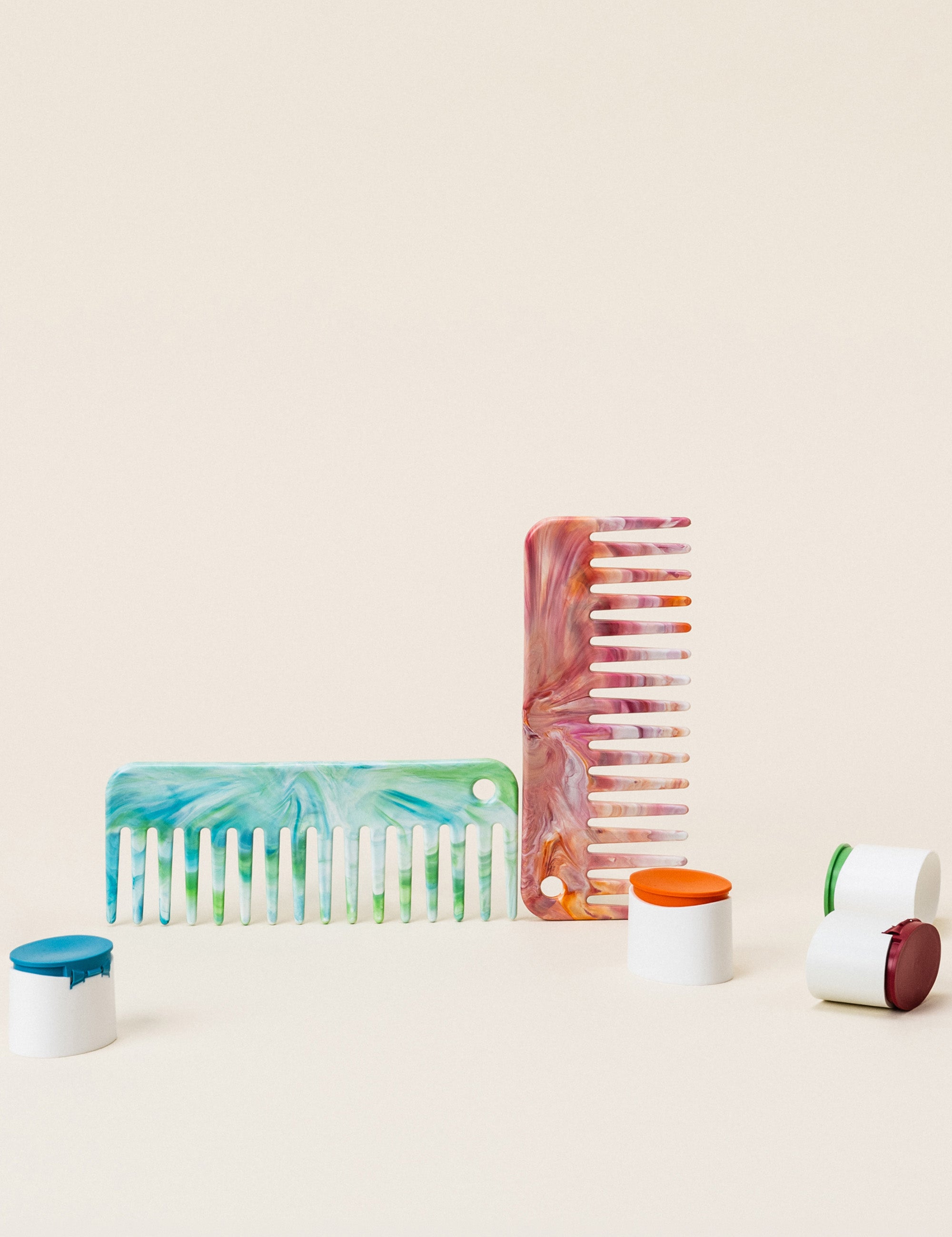 lavera Sectioning Comb – Ocean Breeze