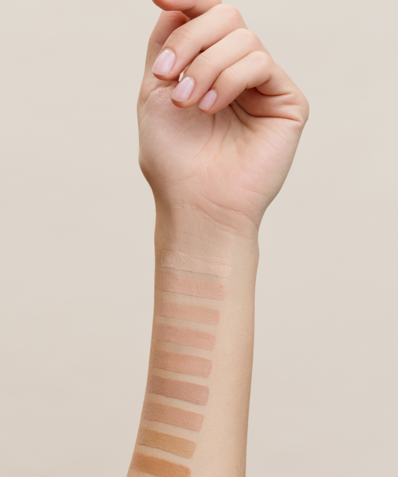 lavera Hyaluron Liquid Foundation -Warm Caramel 08- during application