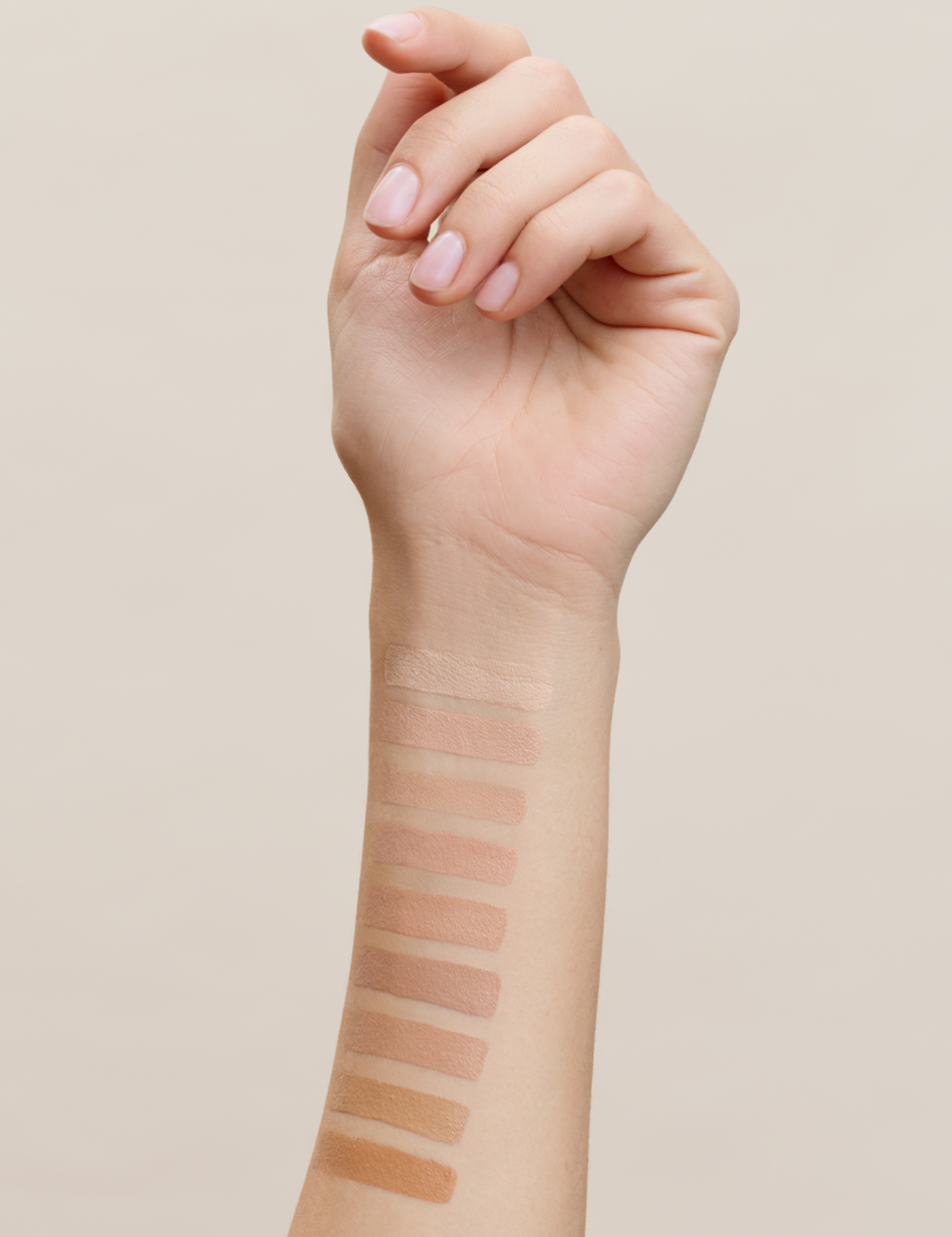 lavera Hyaluron Liquid Foundation -Warm Caramel 08- during application