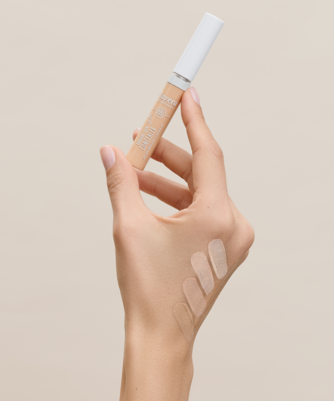 lavera Radiant Skin Concealer -Ivory 01- during application