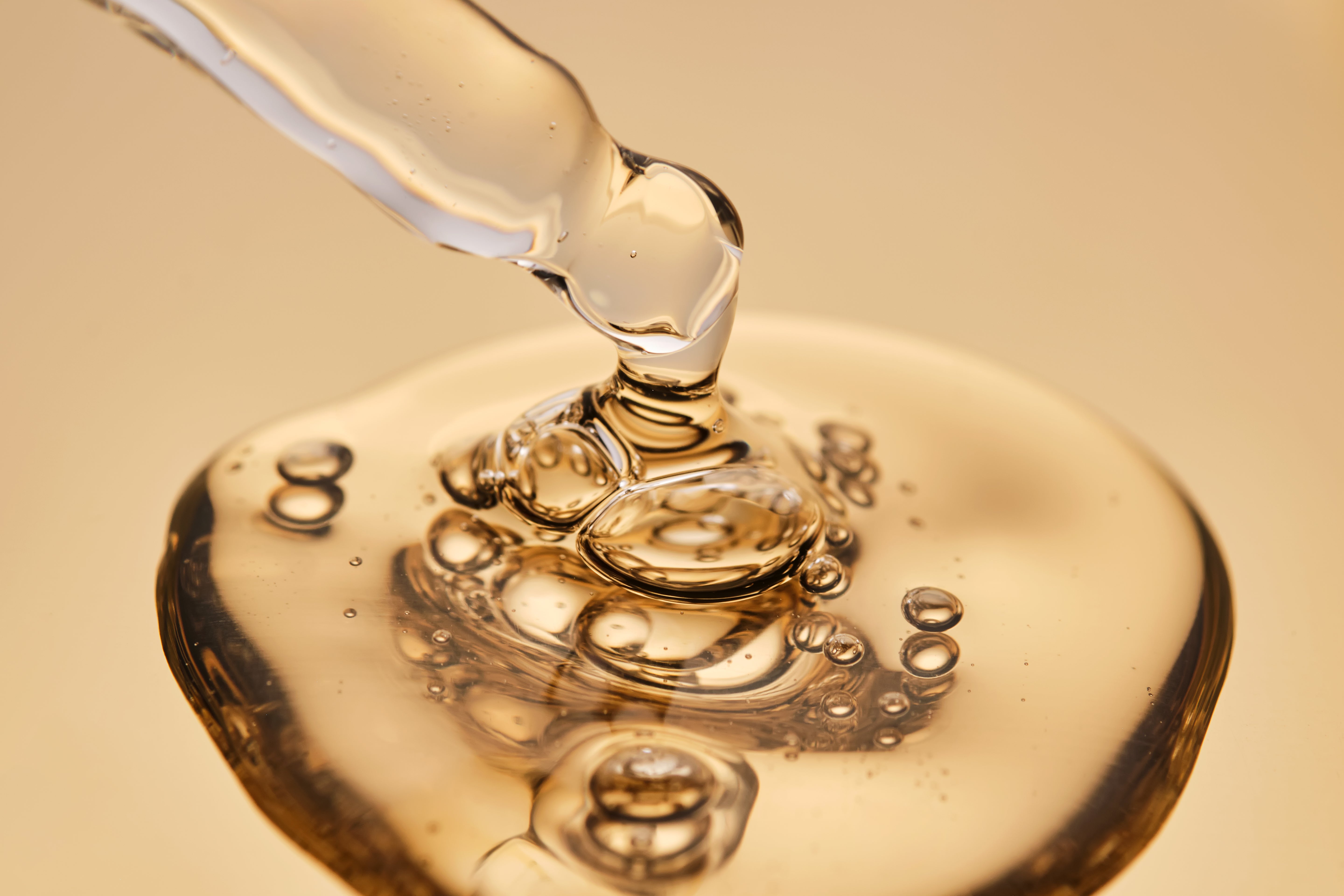 goldenes Serum
