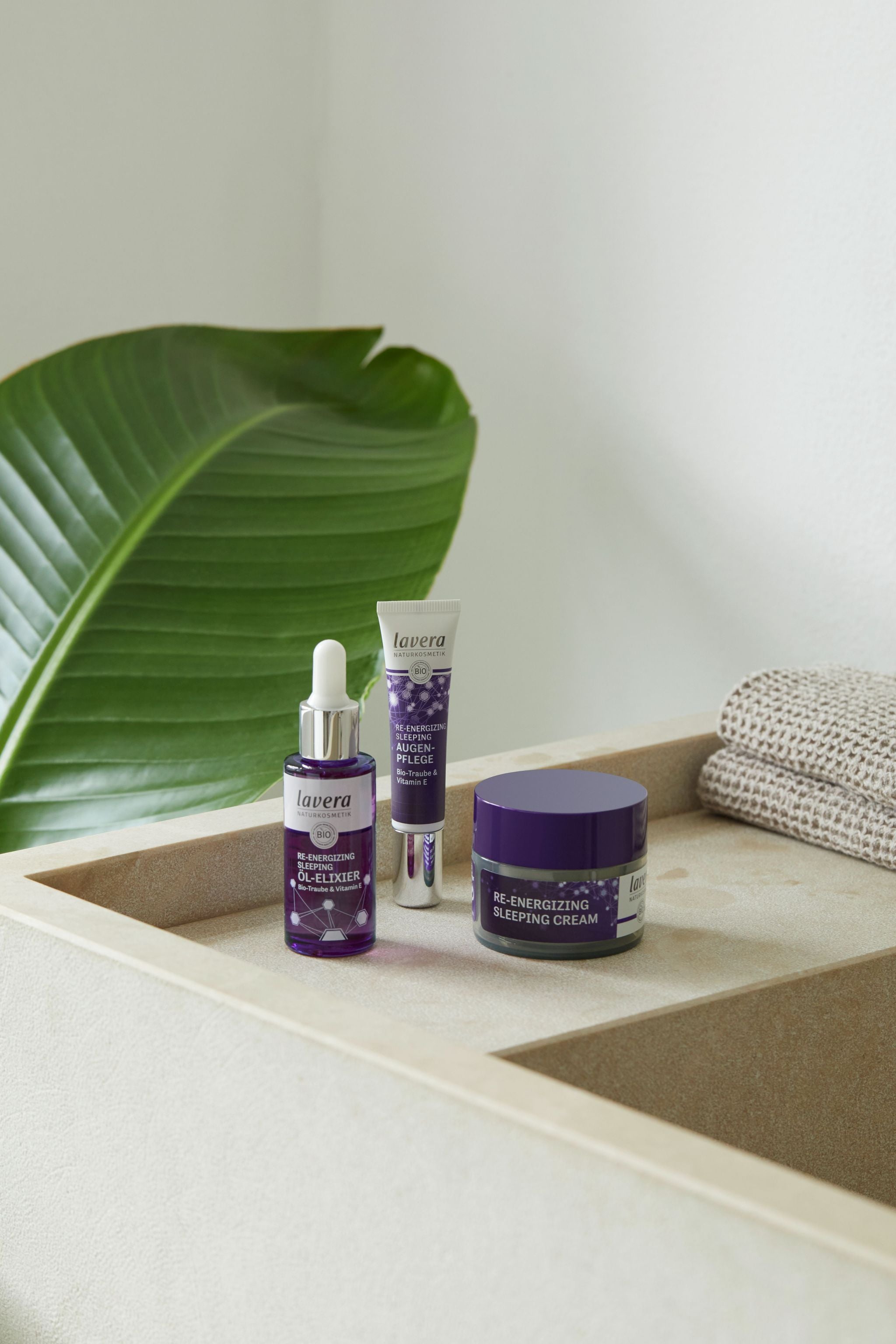 Re-Energizing Sleeping Care Series – lavera Naturkosmetik