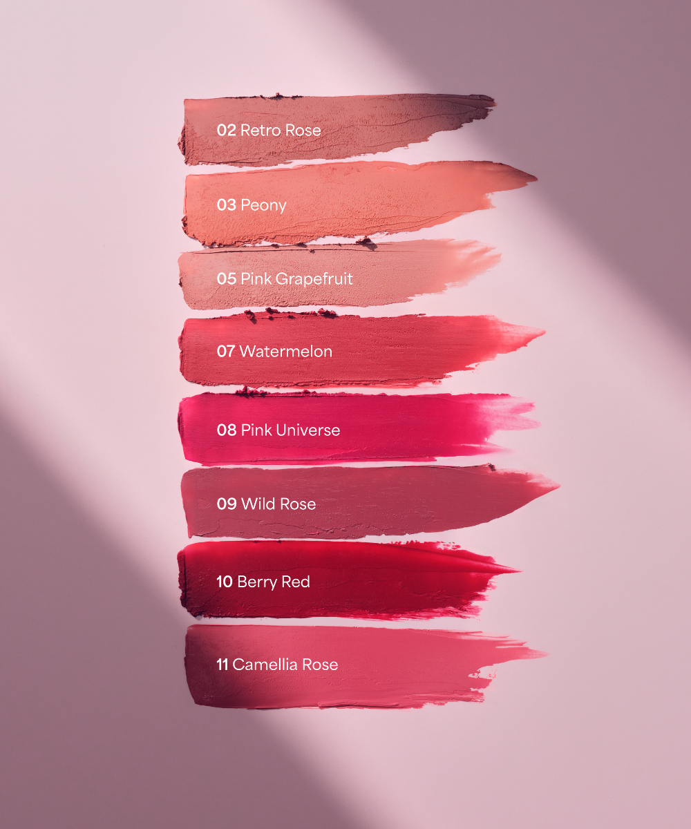 lavera Cream Glow Lipstick -Retro Rose 02- during application