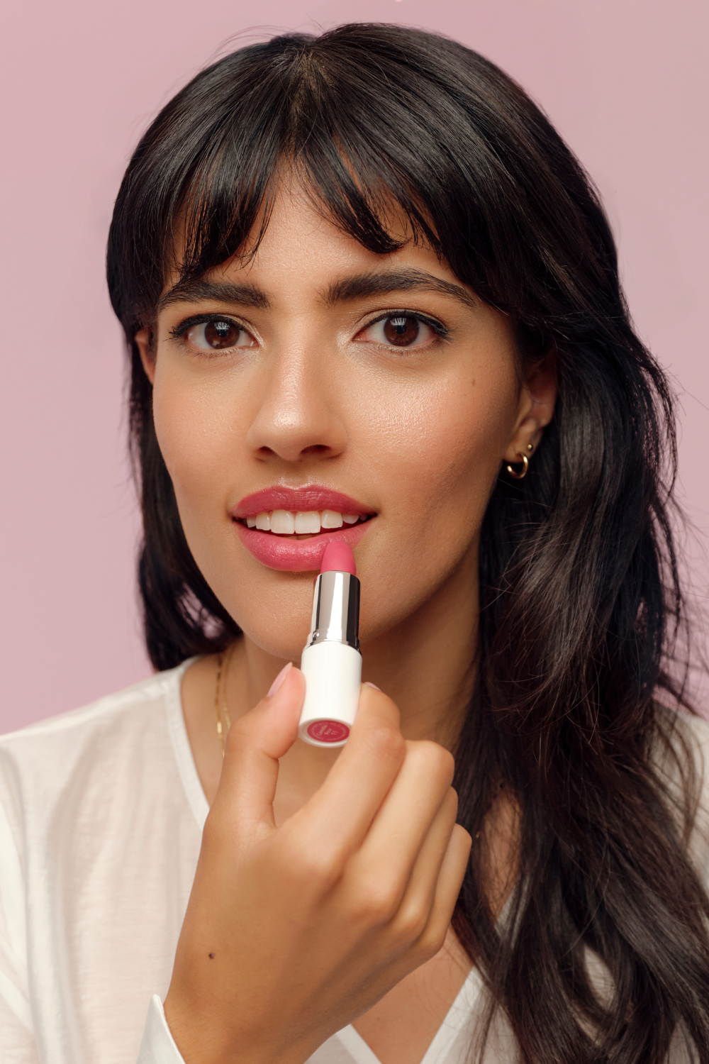 lavera Cream Glow Lipstick -Wild Rose 09- during application