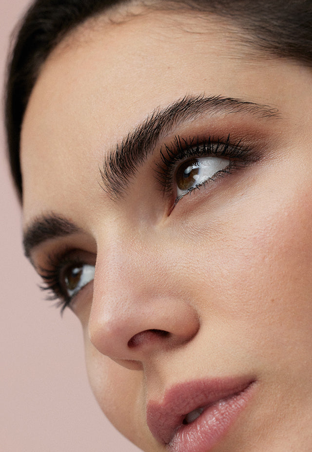 lavera Butterfly Effect Mascara Beautiful Black during application