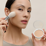 lavera Satin Compact Powder -Medium Sand 04- during application