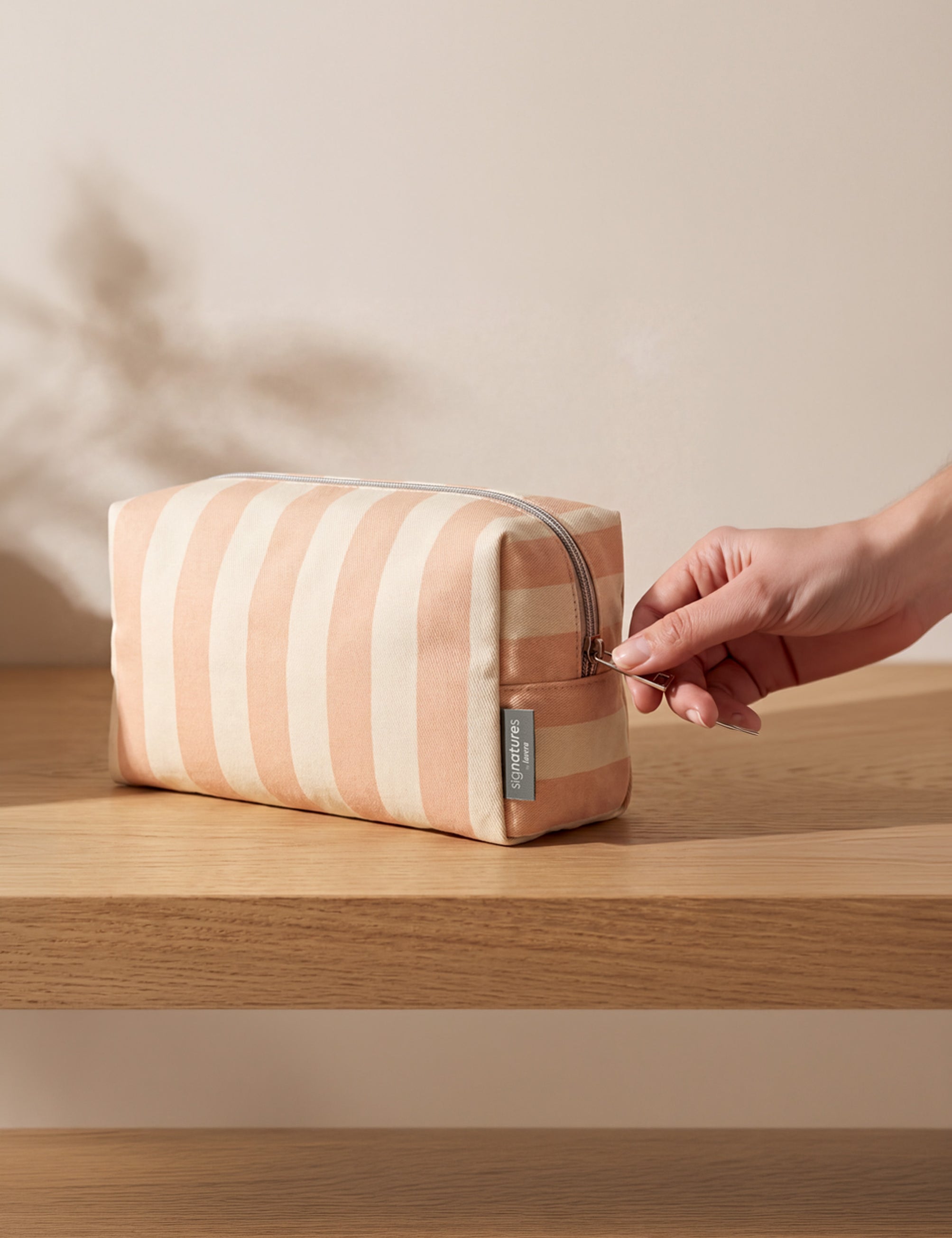 lavera Cosmetic Bag – Sunset Stripes