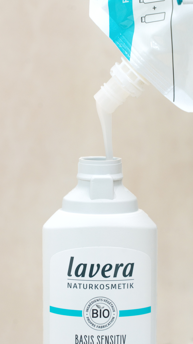 20.11.24-lavera-under-consumption-02-vA-675x1200-8c39d47
