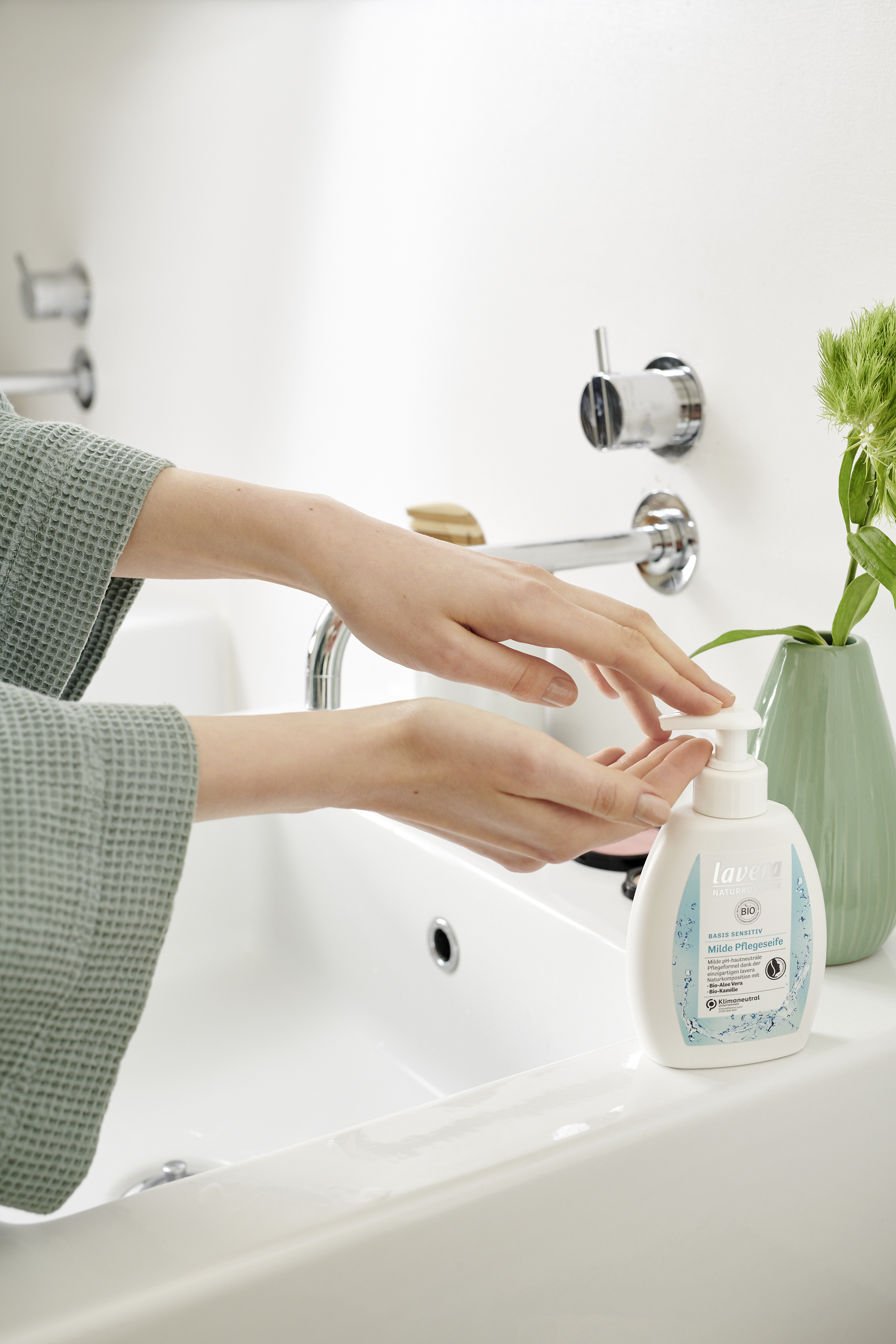 basis sensitive milde Pflegeseife