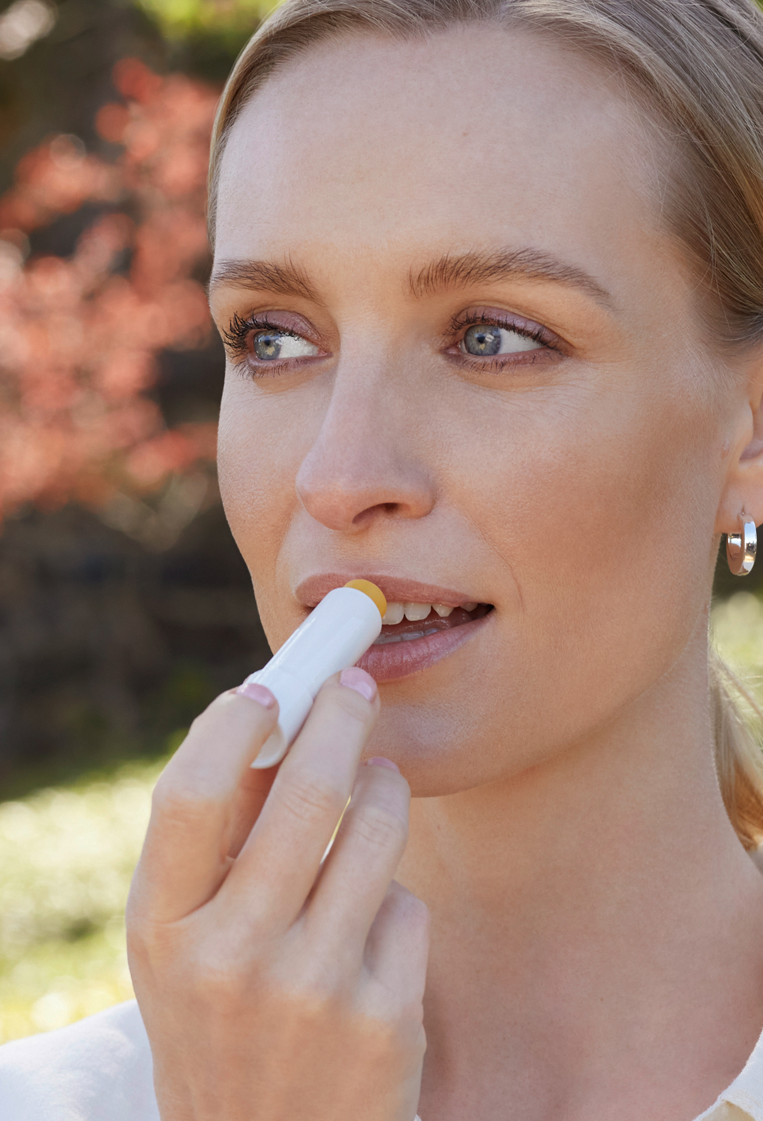 basis sensitive lip balm