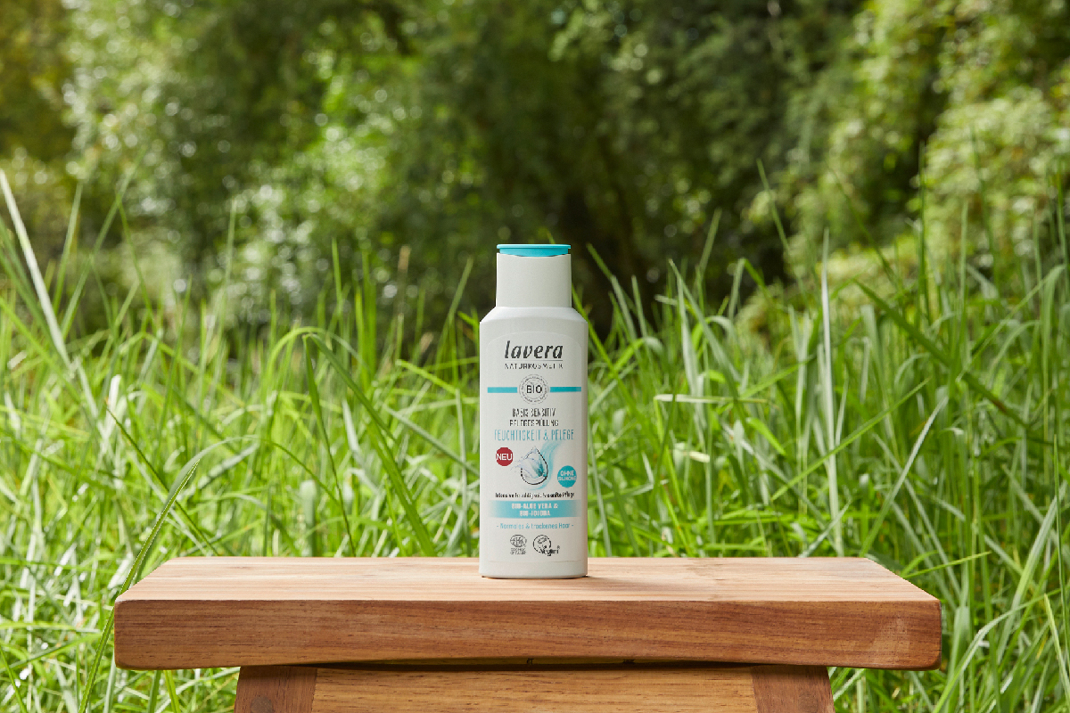 lavera Natural Beauty basis sensitiv Care Conditioner